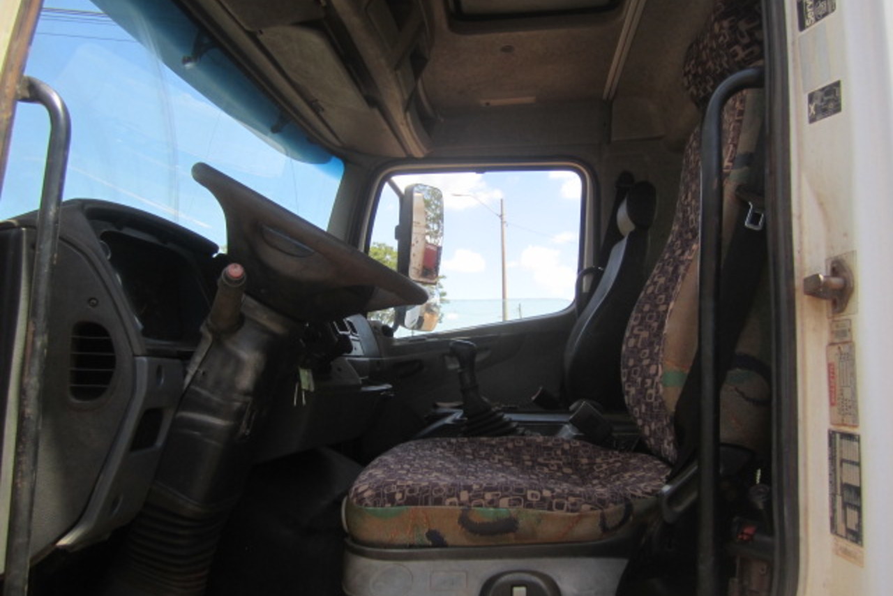 Mercedes Benz Axor 2831 - 11/11 4