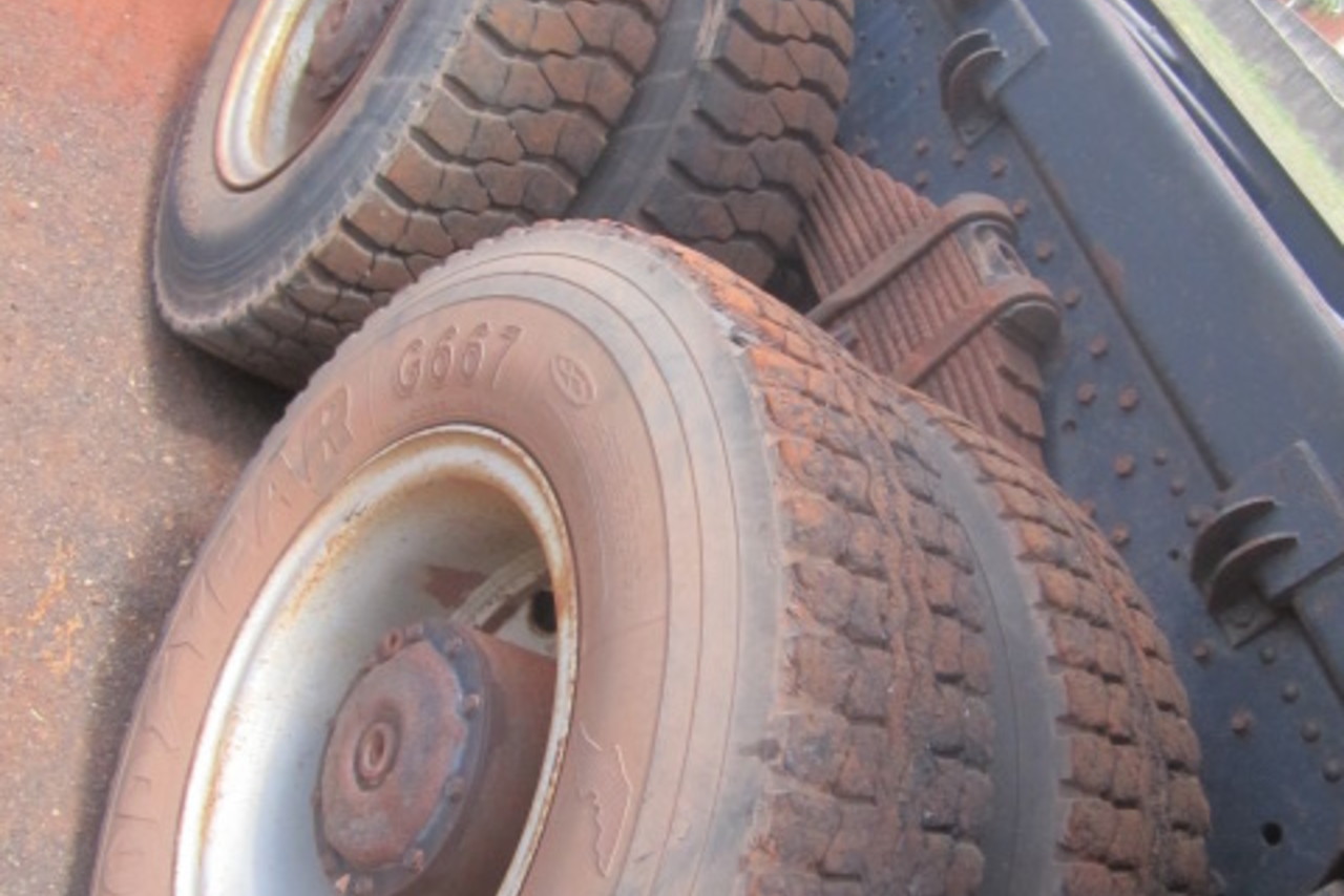 Mercedes Benz Axor 2831 - 11/11 17