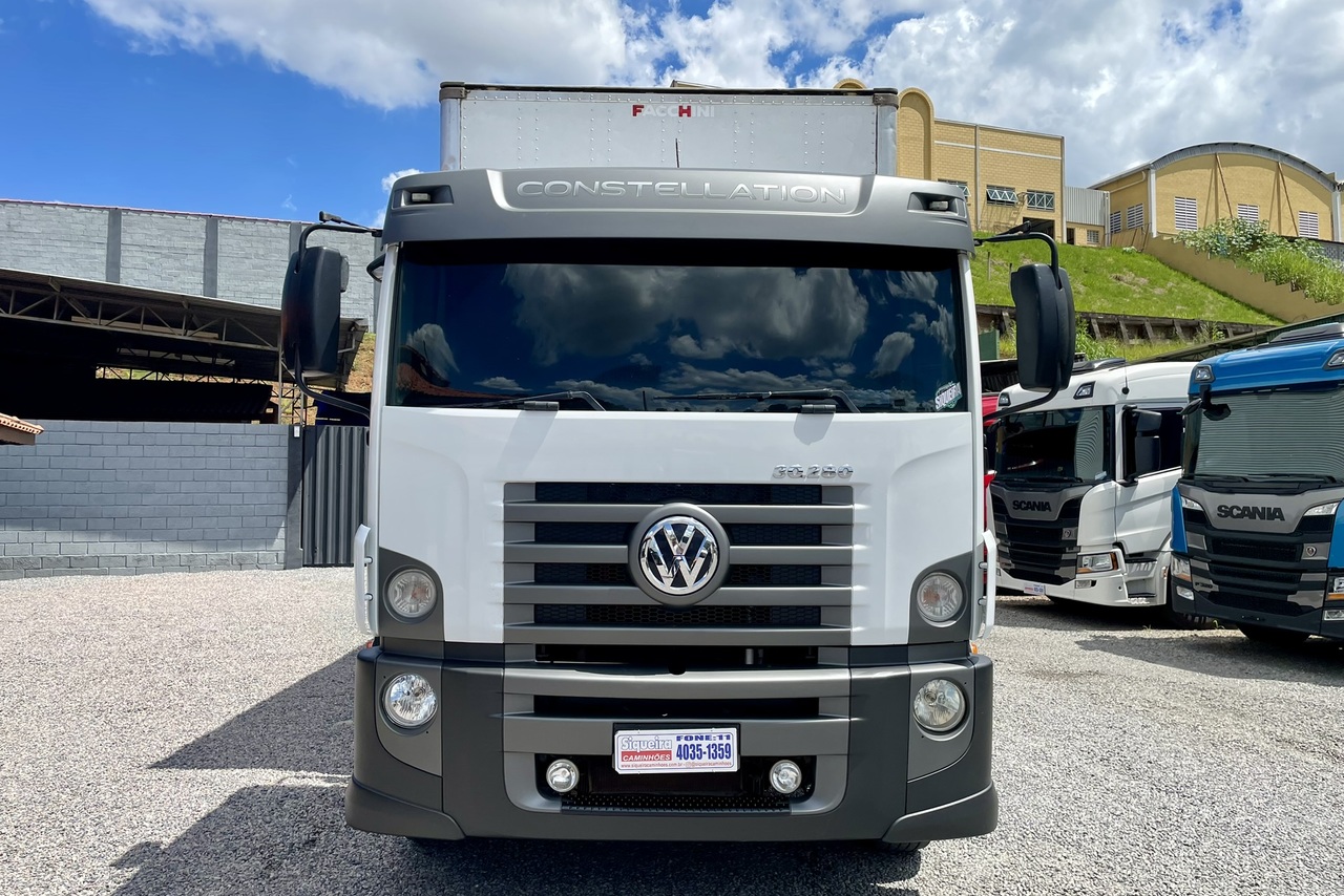Volkswagen 24-280 E Constellation 8x2 - 19/20 2