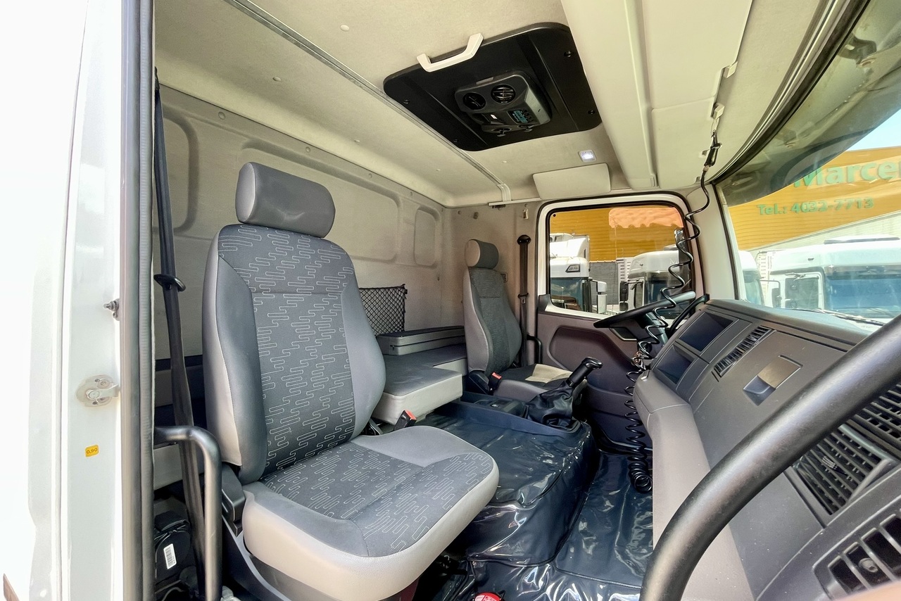 Volkswagen 24-280 E Constellation 8x2 - 19/20 9
