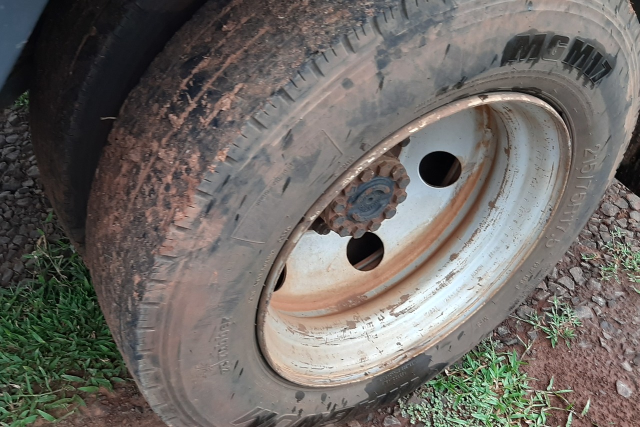 Ford Cargo815 - 09/09 8