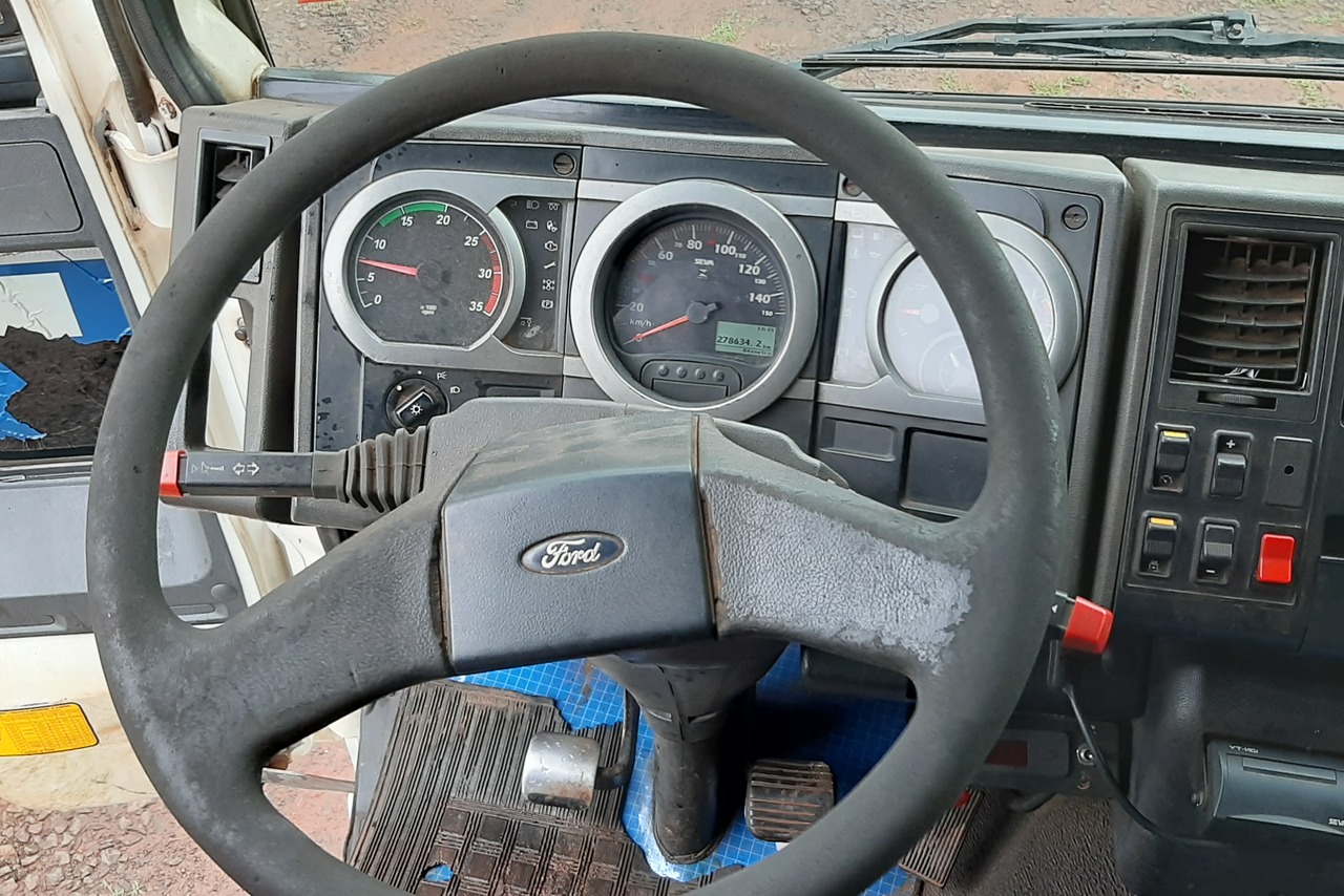 Ford Cargo815 - 09/09 11