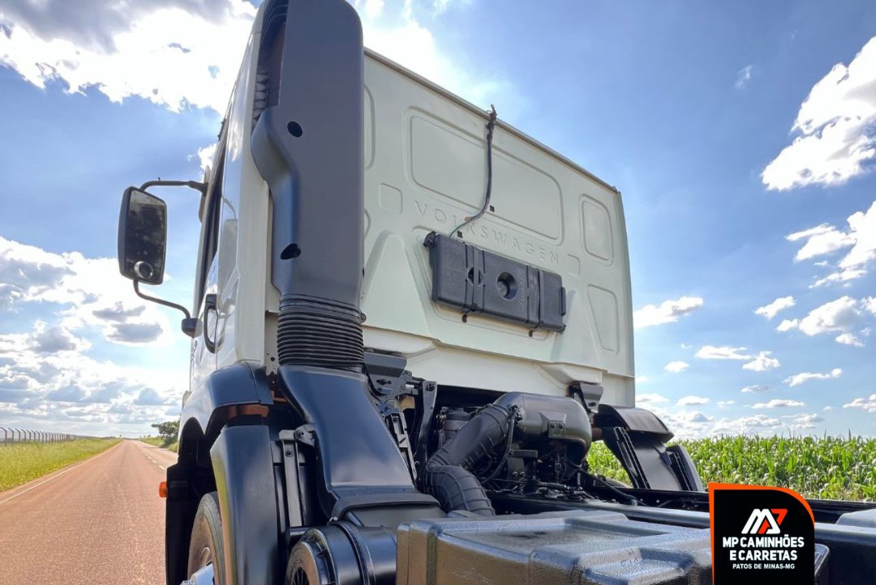 Volkswagen 24-280 E Constellation 6x2 - 12/12 4