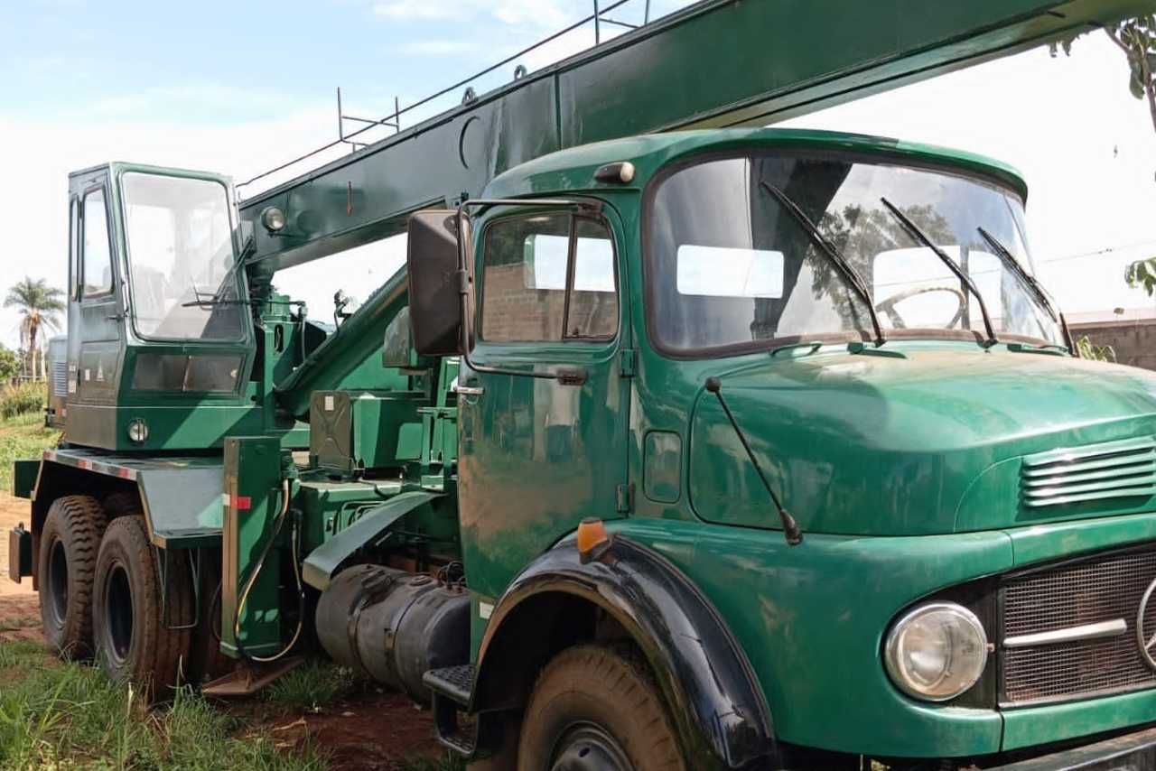 Mercedes Benz MB 2213 - 75/75 4