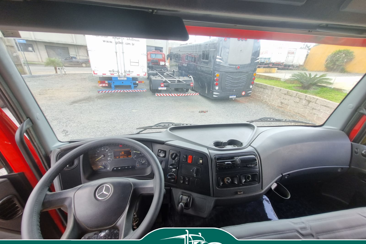 Mercedes Benz Atego 2430 - 15/16 8