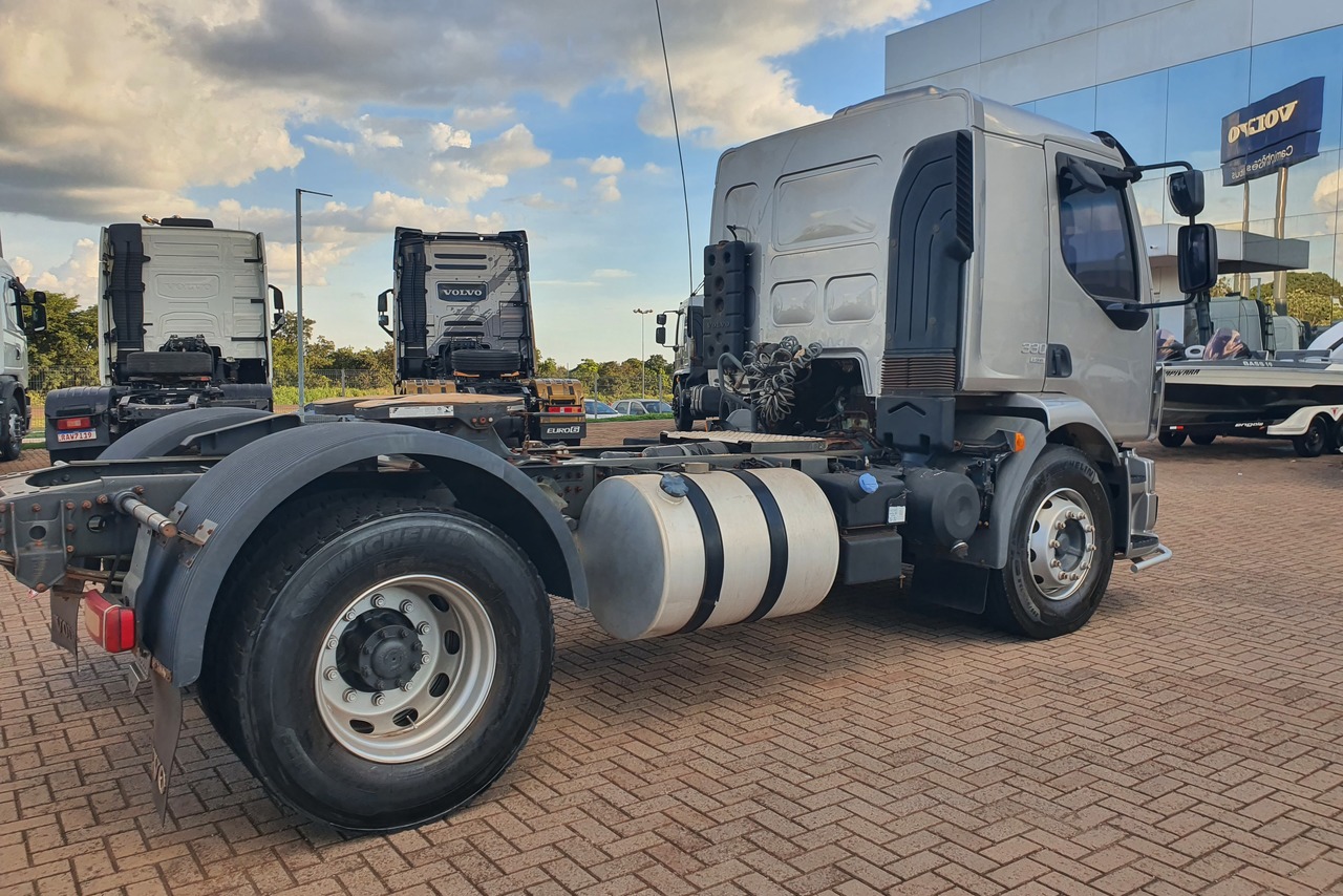 Volvo VM 330 - 14/15 7