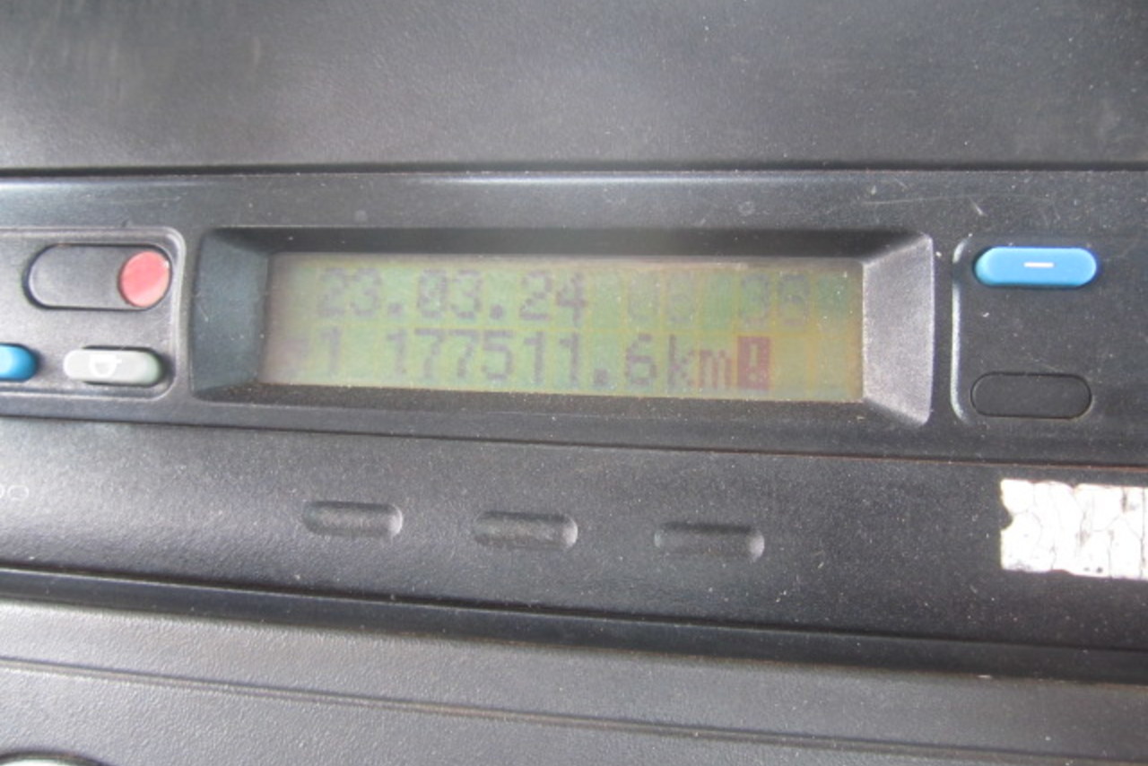 Volkswagen 31 320 - 11/11 12