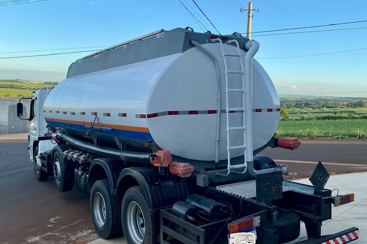 Mercedes Benz Atego 2425 - 09/09 2