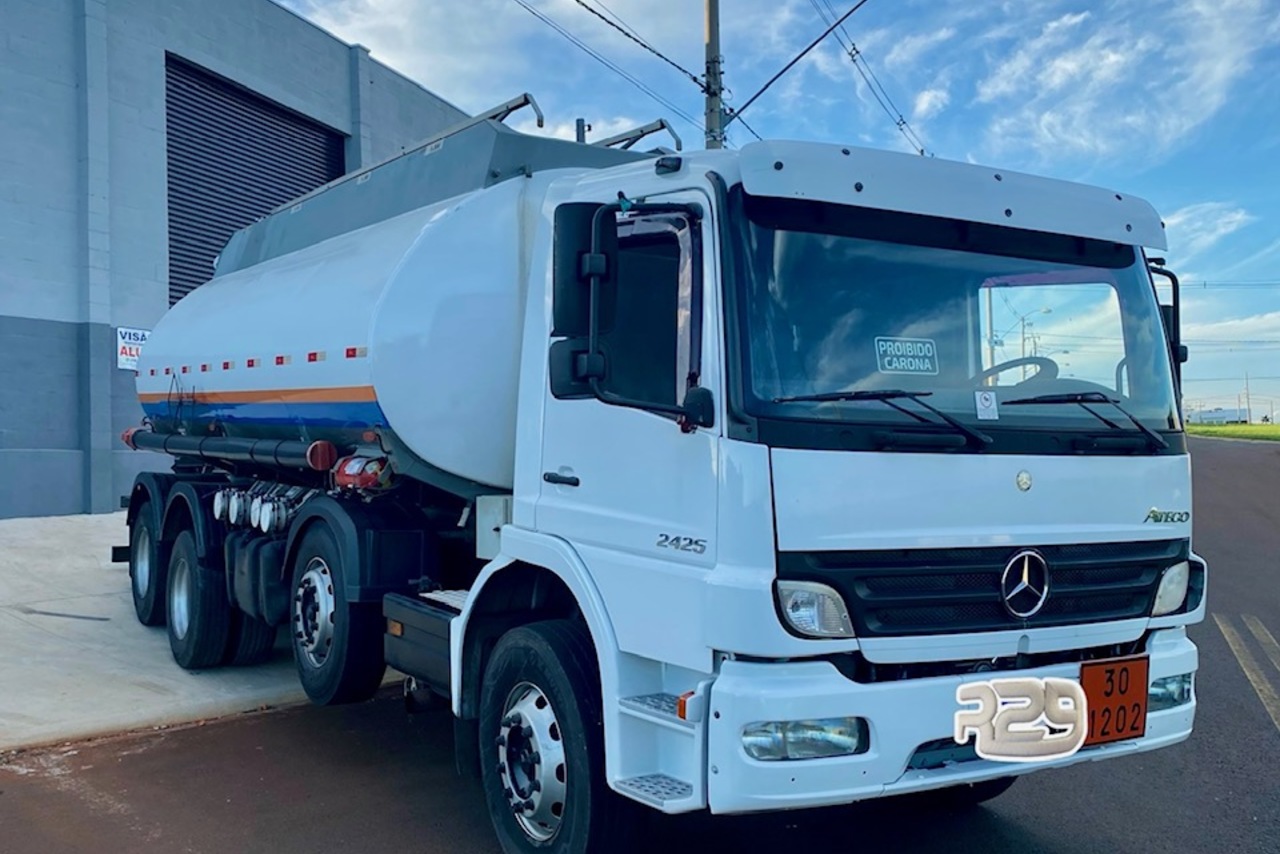 Mercedes Benz Atego 2425 - 09/09 5