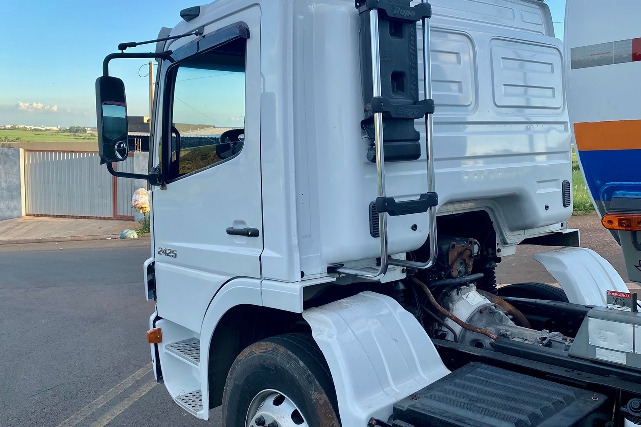 Mercedes Benz Atego 2425 - 09/09 14