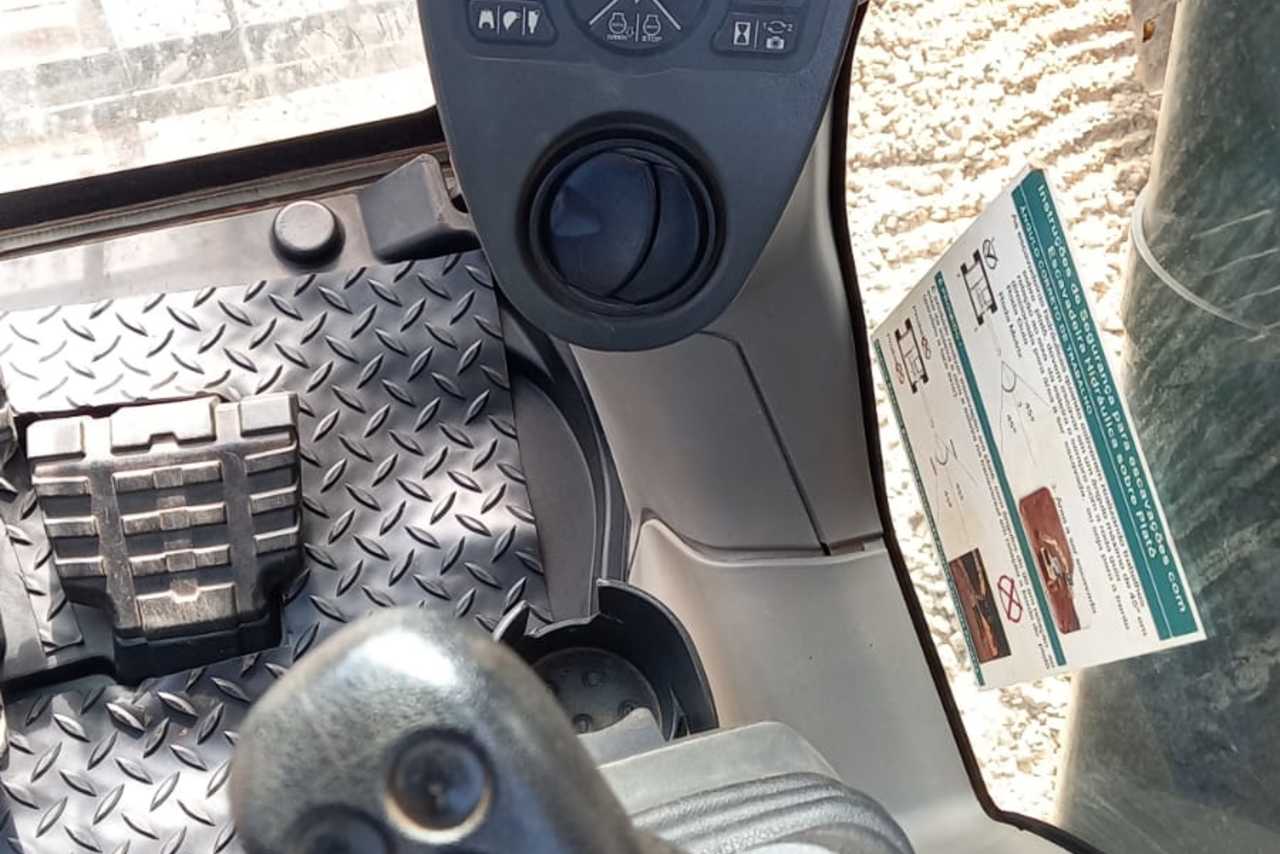 Case CX220 - 19/19 3