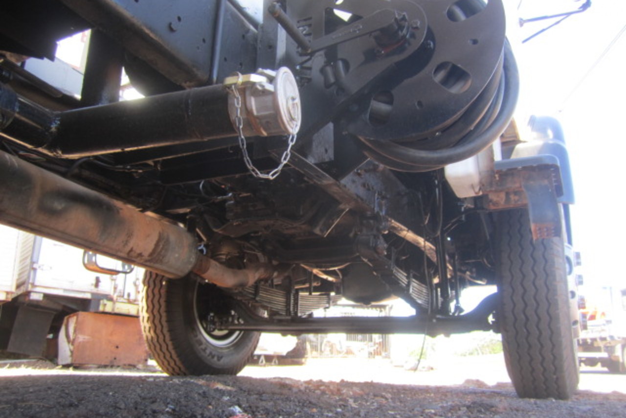 Mercedes Benz MB 2220 - 87/87 8