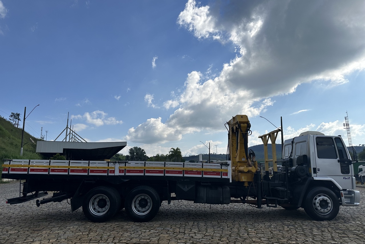 Ford Cargo2428 - 09/09 3