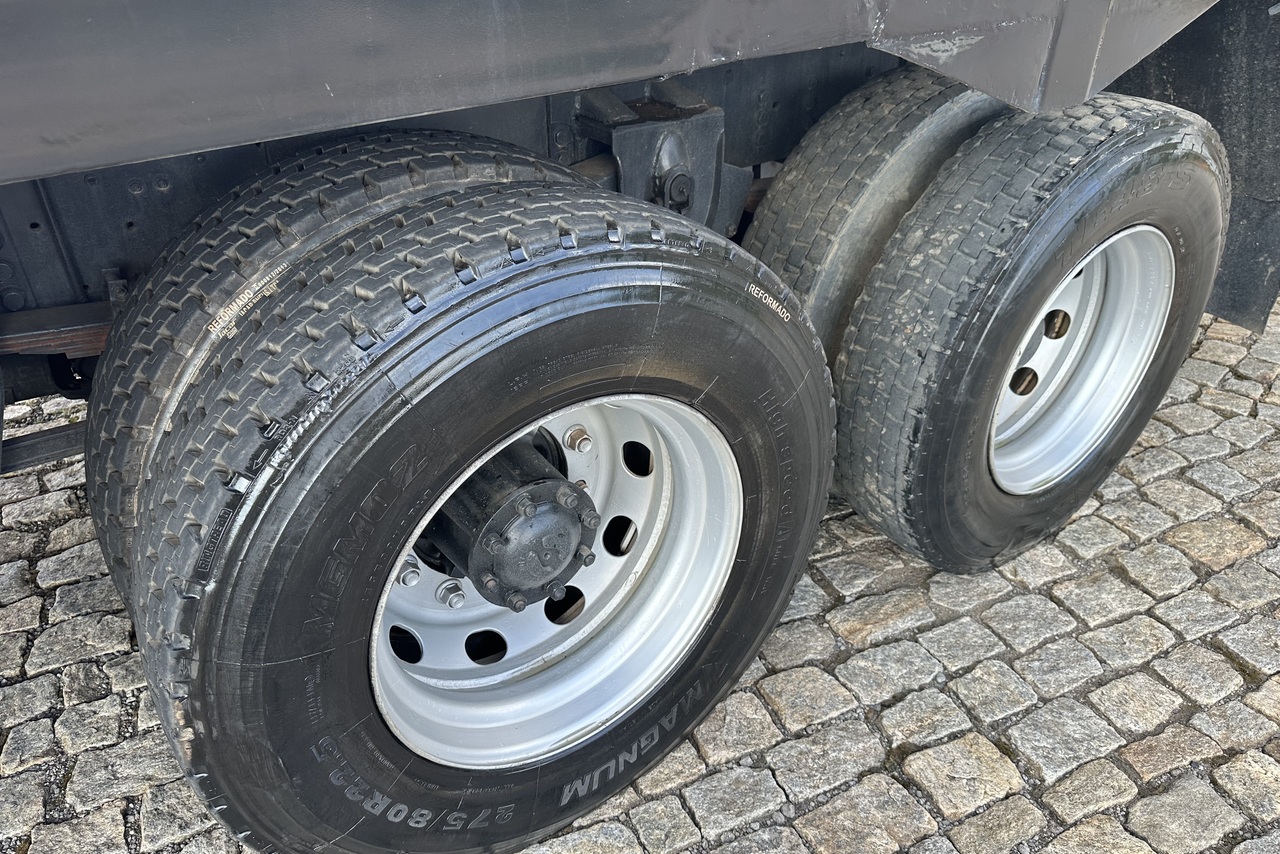 Ford Cargo2428 - 09/09 18