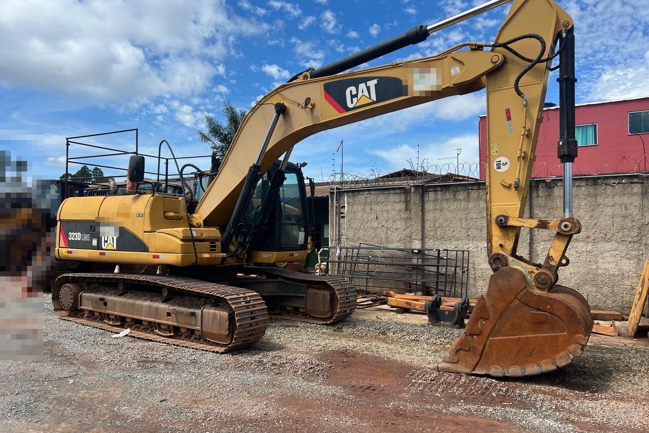 Caterpillar 323D - 13/13 7