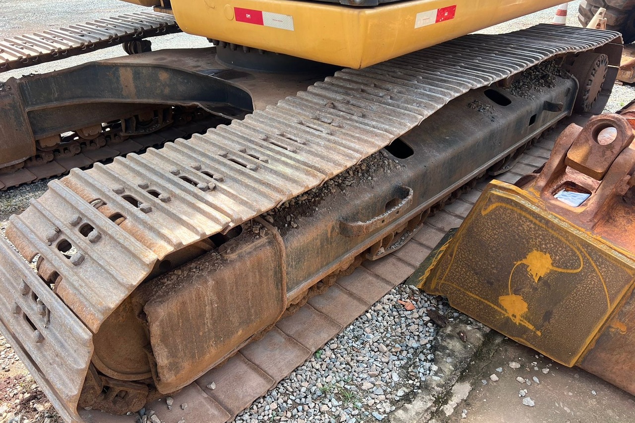 Caterpillar 323D - 13/13 8