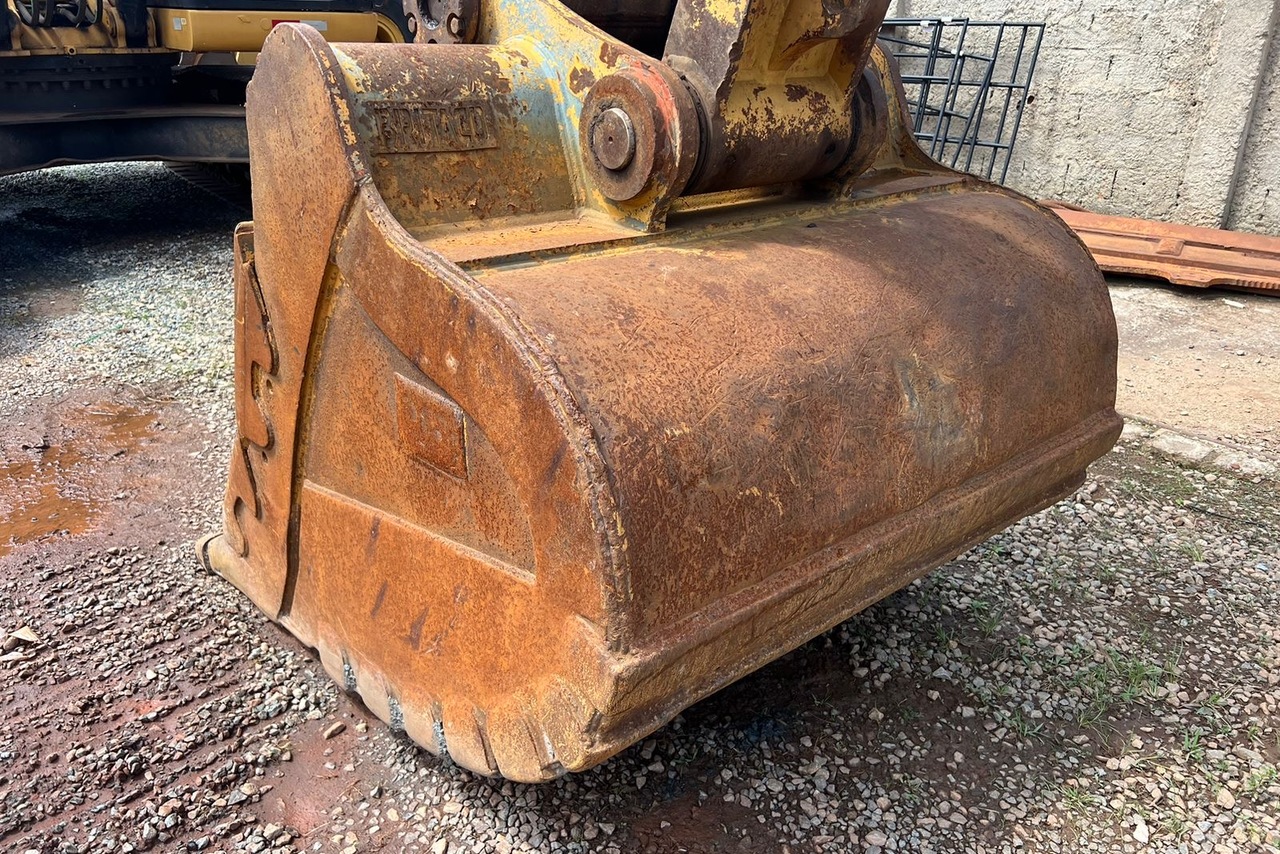 Caterpillar 323D - 13/13 9