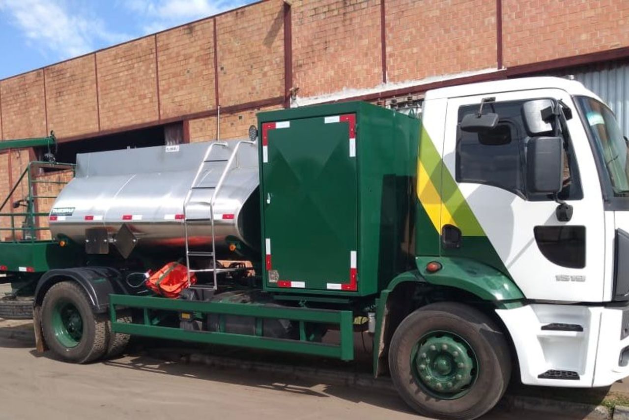 Ford Cargo 1519 - 13/13 5