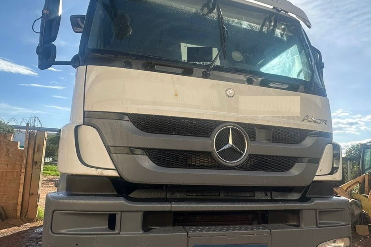 Mercedes Benz Axor 4144 - 18/18 3