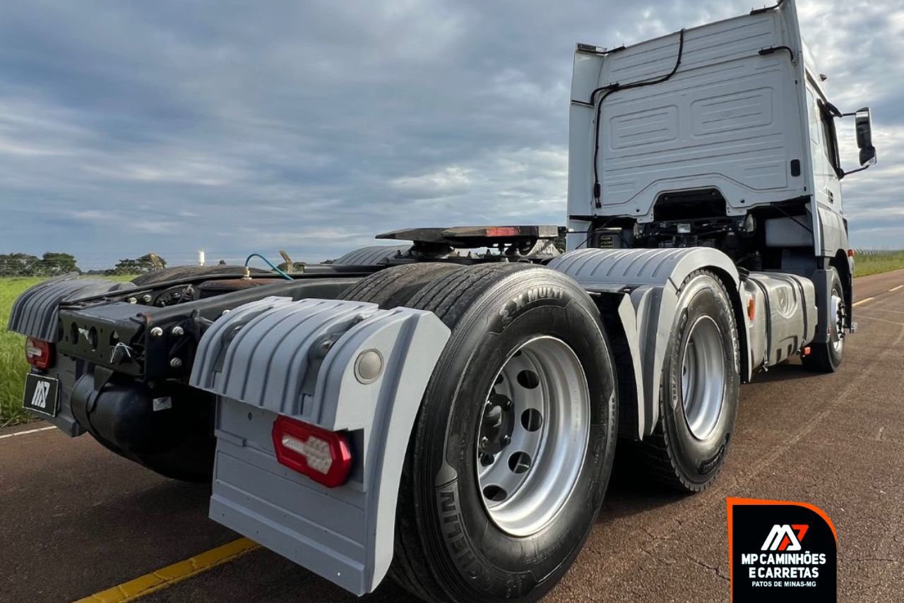 Mercedes Benz Axor 2544 - 18/18 9