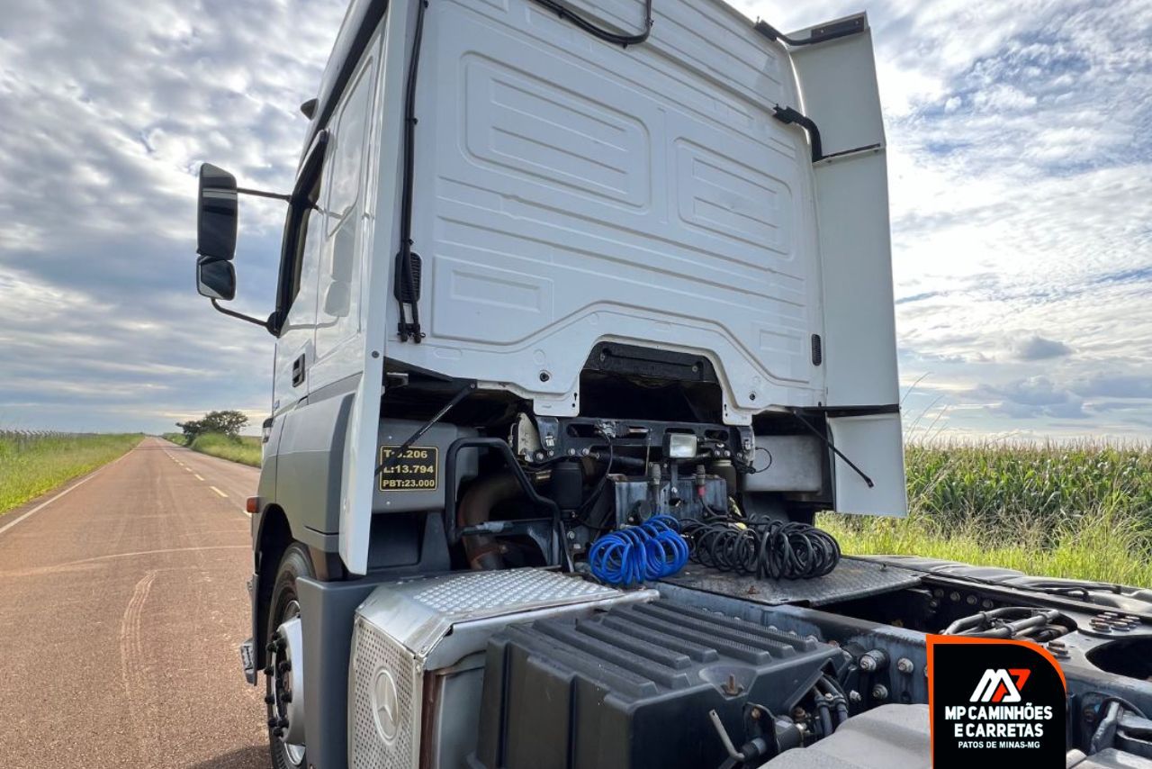 Mercedes Benz Axor 2544 - 18/18 10