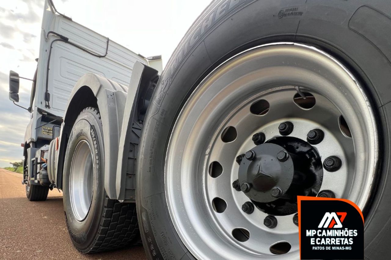 Mercedes Benz Axor 2544 - 18/18 13
