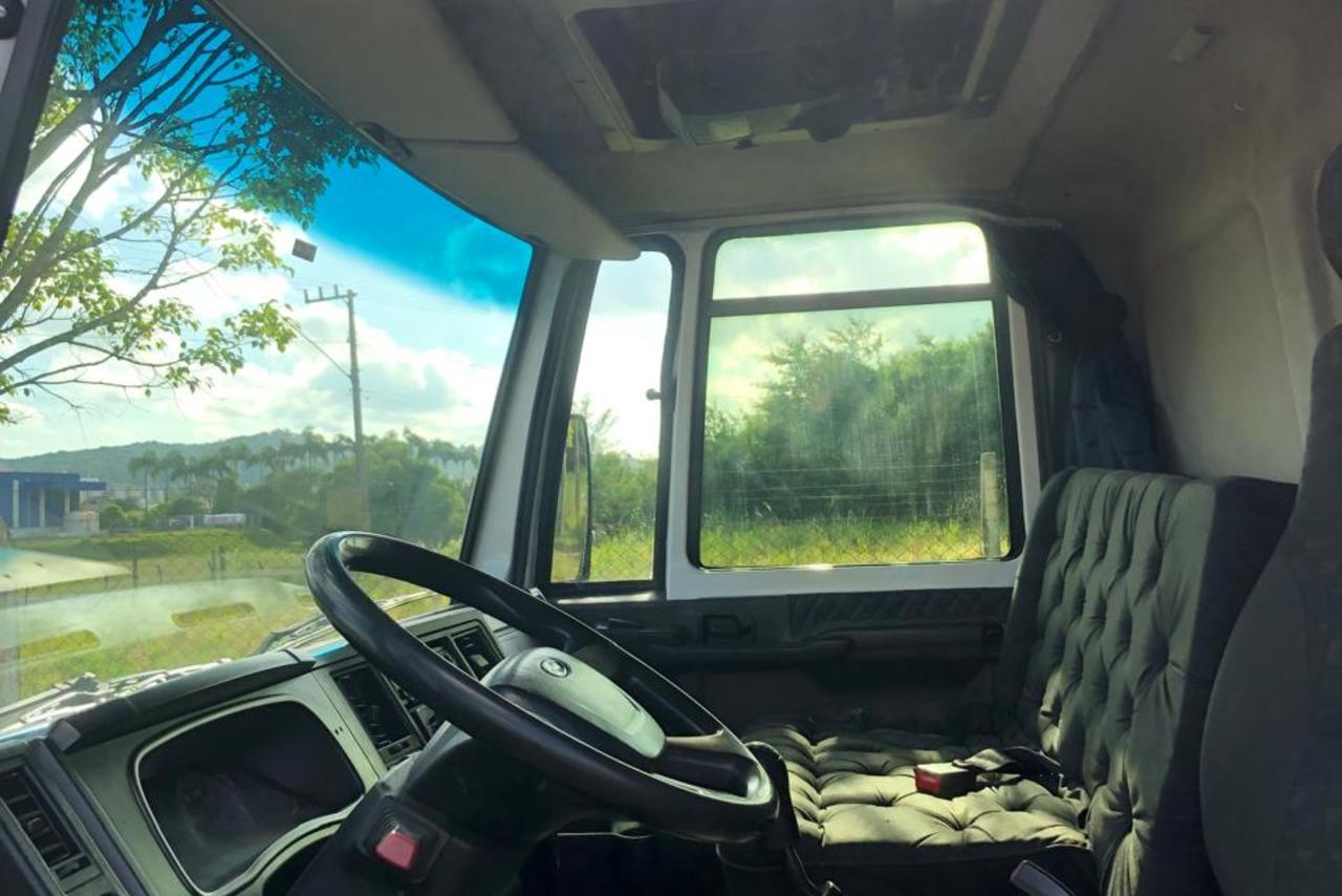 Ford Cargo1119 - 18/18 3