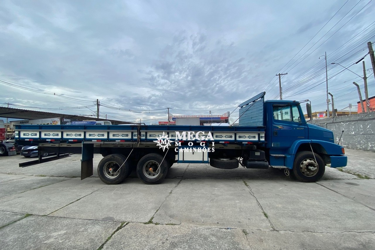 Mercedes Benz MB 1620 - 09/09 4