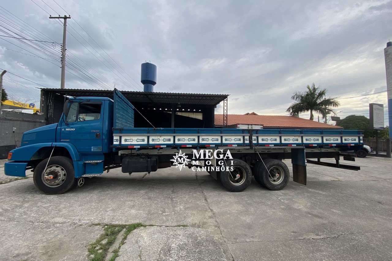 Mercedes Benz MB 1620 - 09/09 7