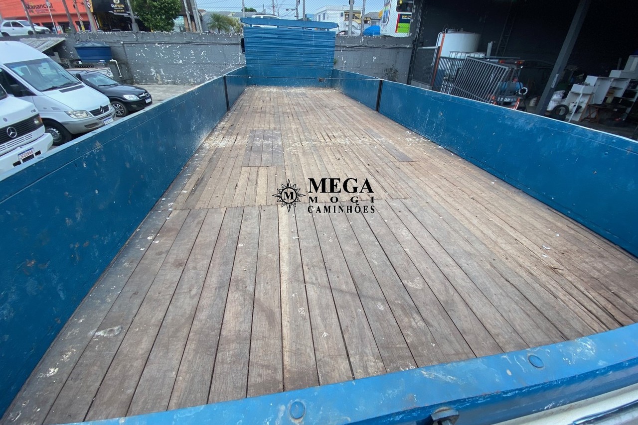 Mercedes Benz MB 1620 - 09/09 10