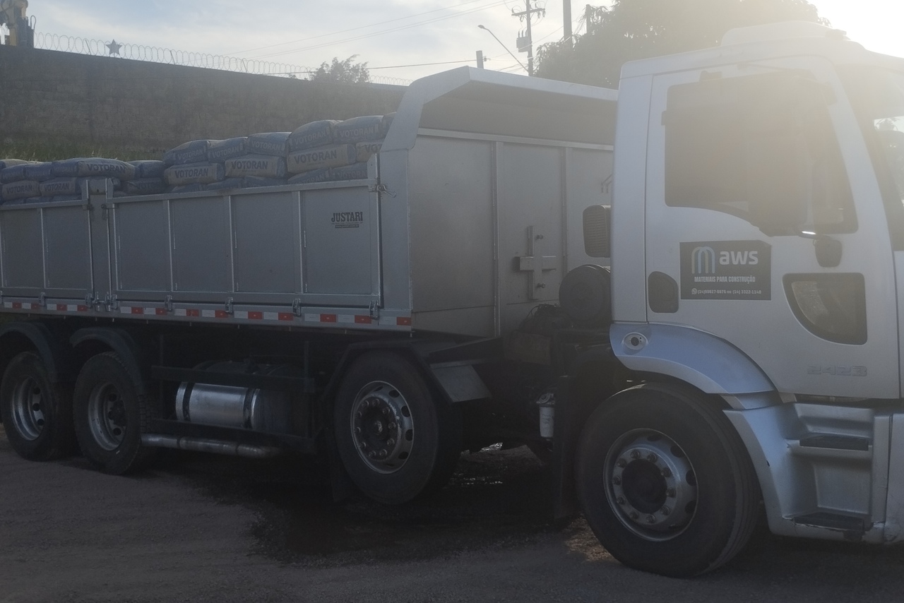 Ford Cargo2423 - 12/13 2