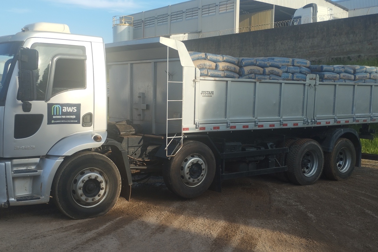 Ford Cargo2423 - 12/13 7