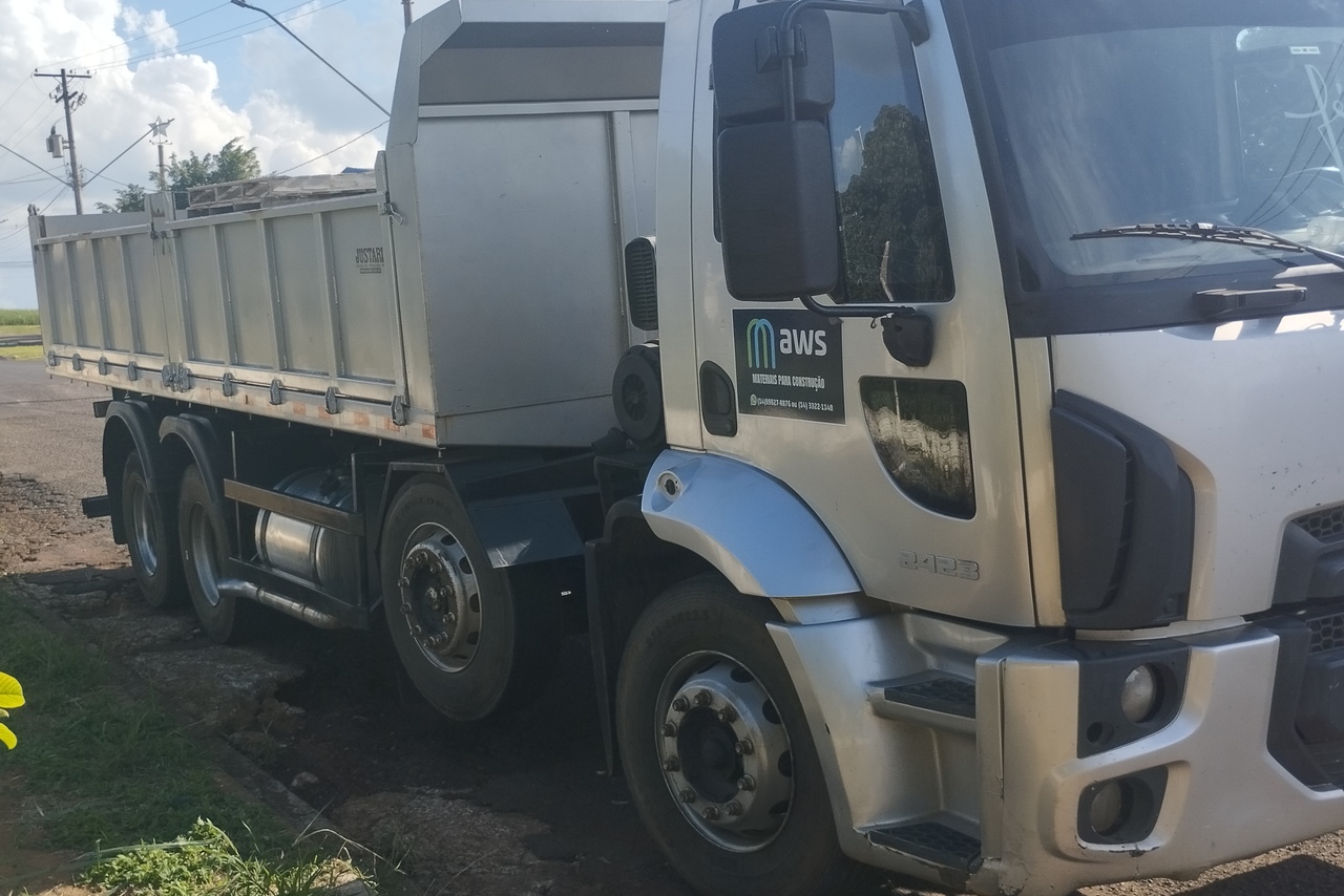 Ford Cargo2423 - 12/13 10
