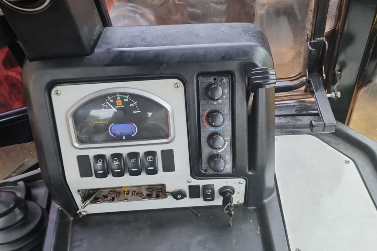 JCB 3C - 17/17 3