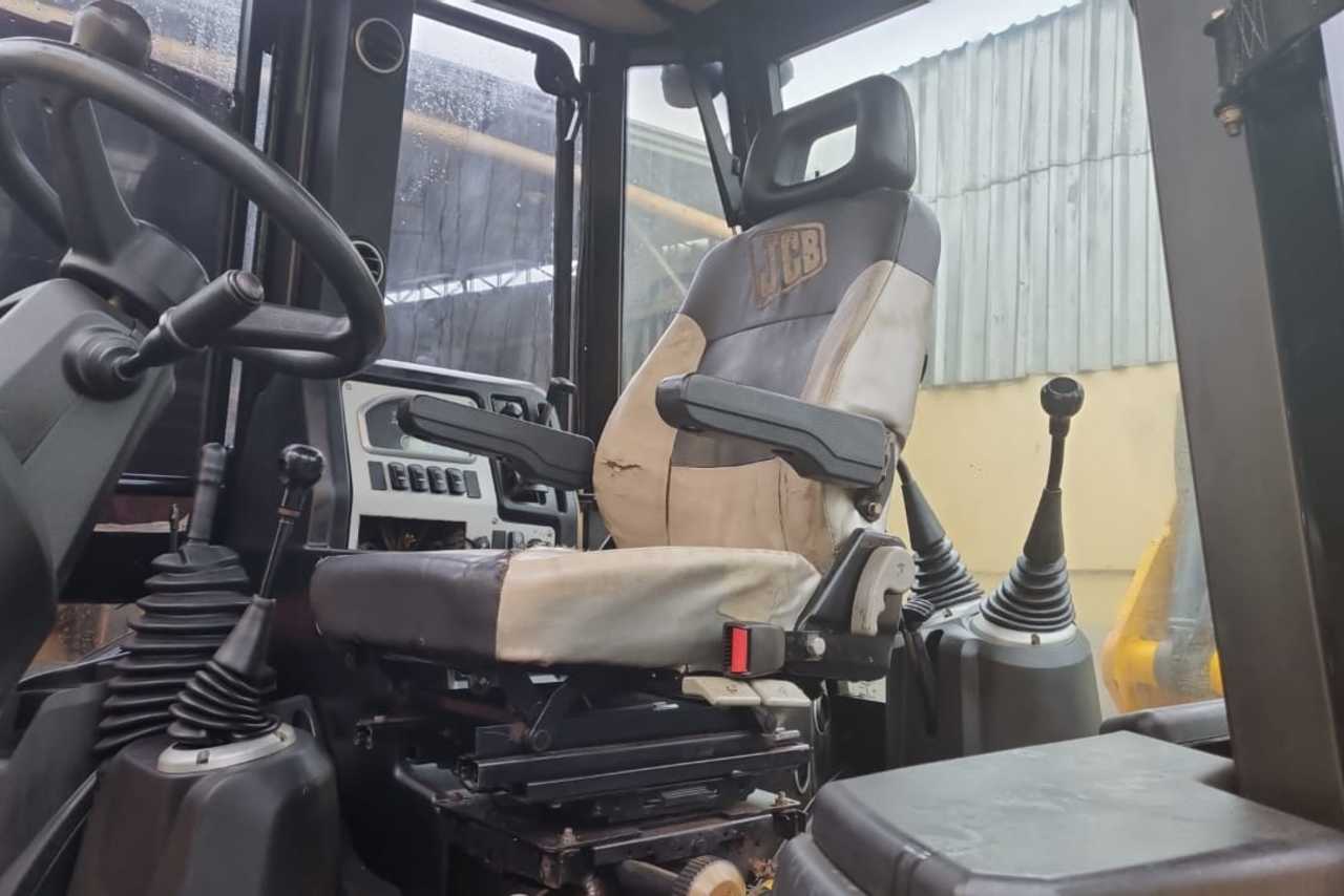 JCB 3C - 17/17 4