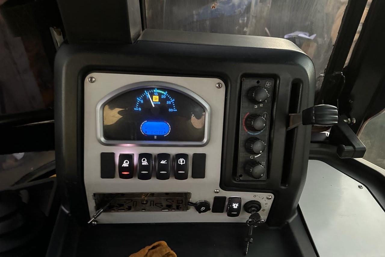 JCB 3C - 17/17 6