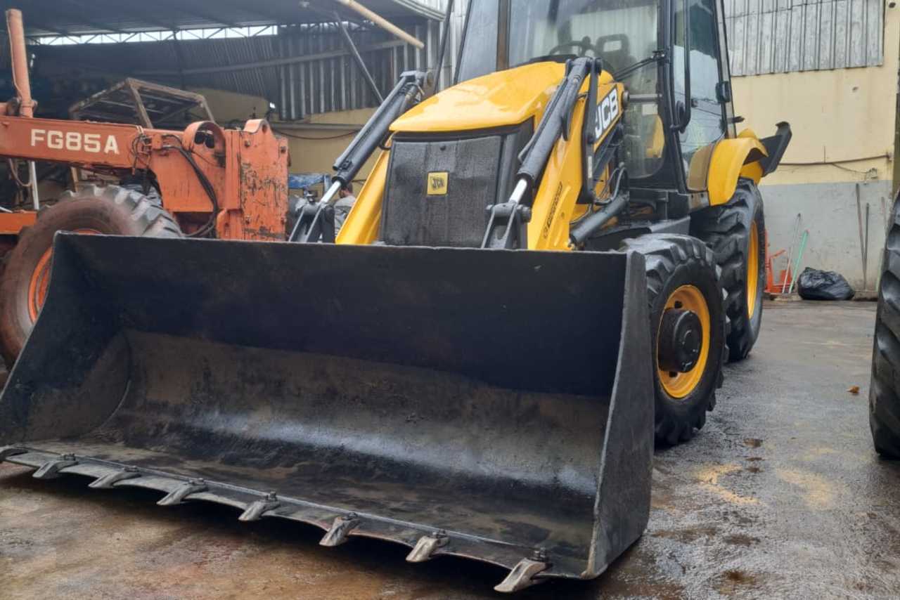 JCB 3C - 17/17 12