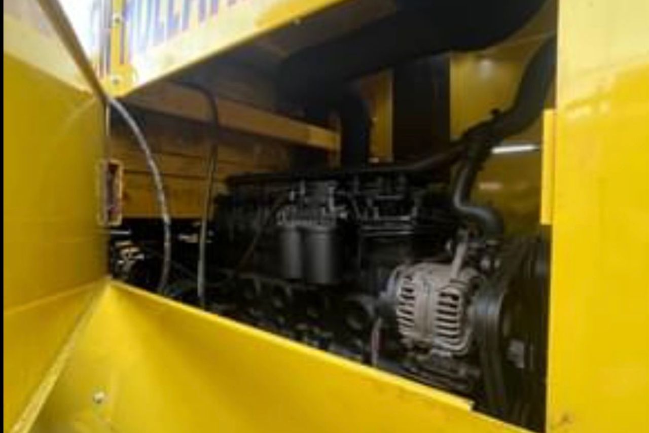 New Holland 12B - 09/09 2