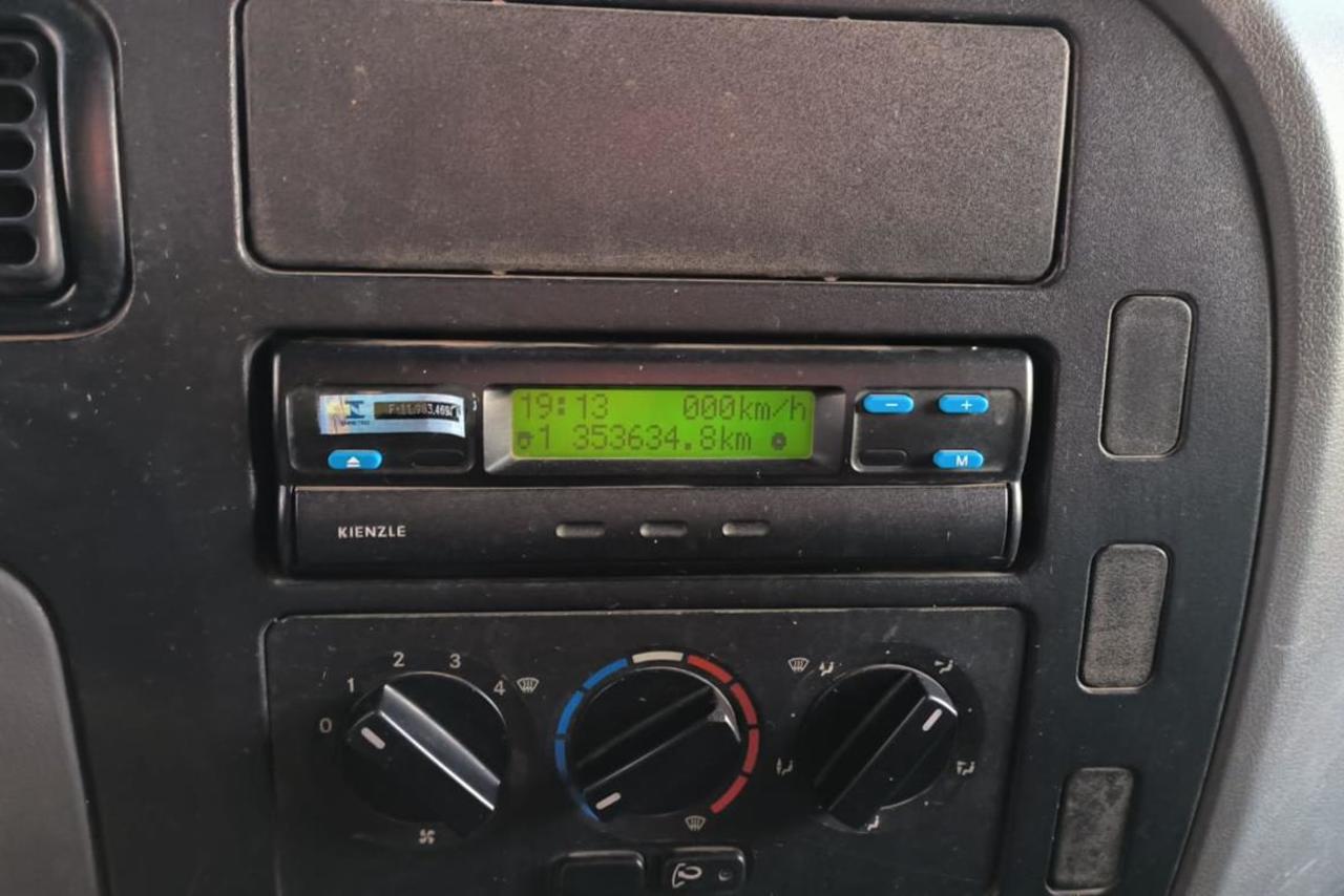Mercedes Benz Accelo 915 - 10/10 10