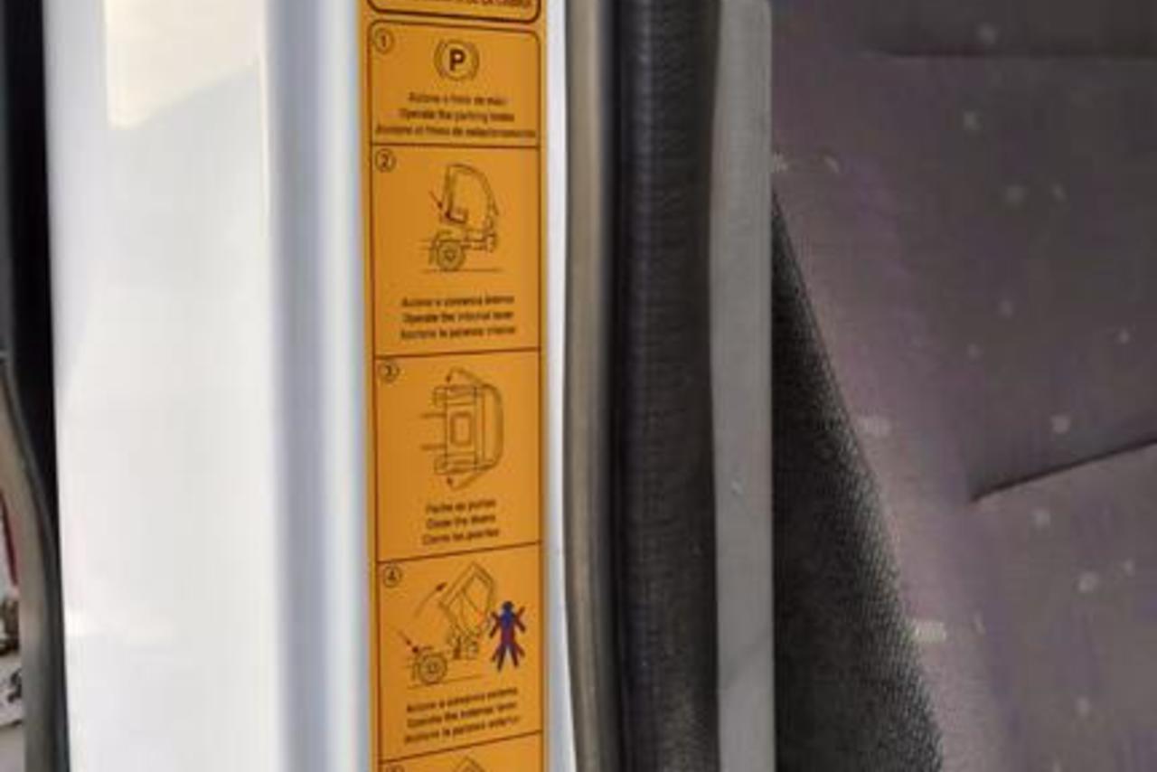 Mercedes Benz Accelo 915 - 09/09 2