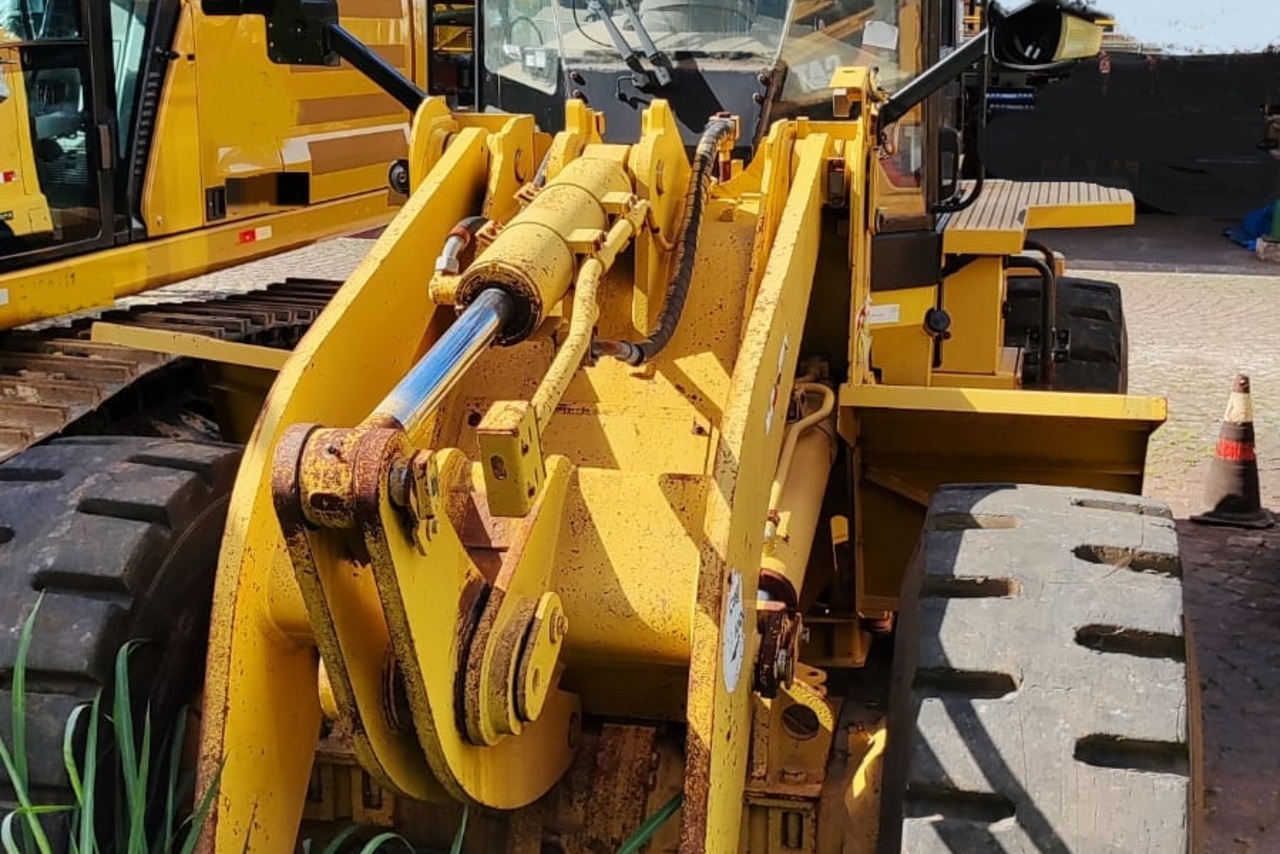 Caterpillar 938H - 12/12 5