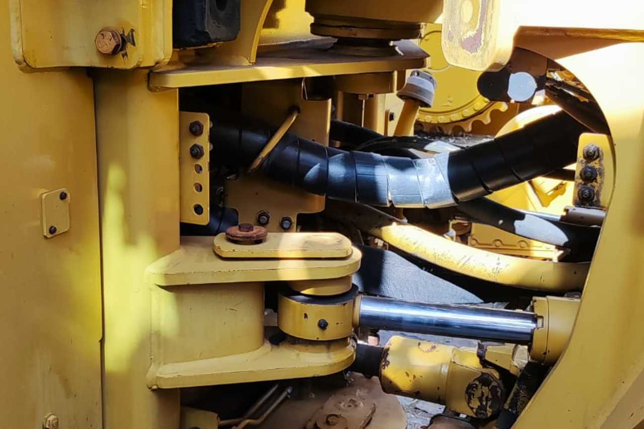Caterpillar 938H - 12/12 13