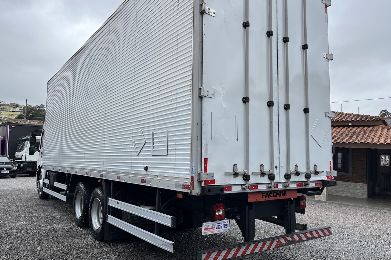 Volkswagen 24-280 E Constellation 6x2 - 21/22 4