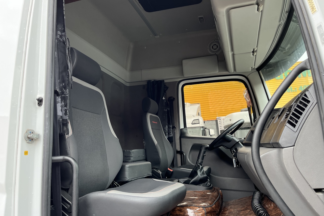 Volkswagen 24-280 E Constellation 6x2 - 21/22 8