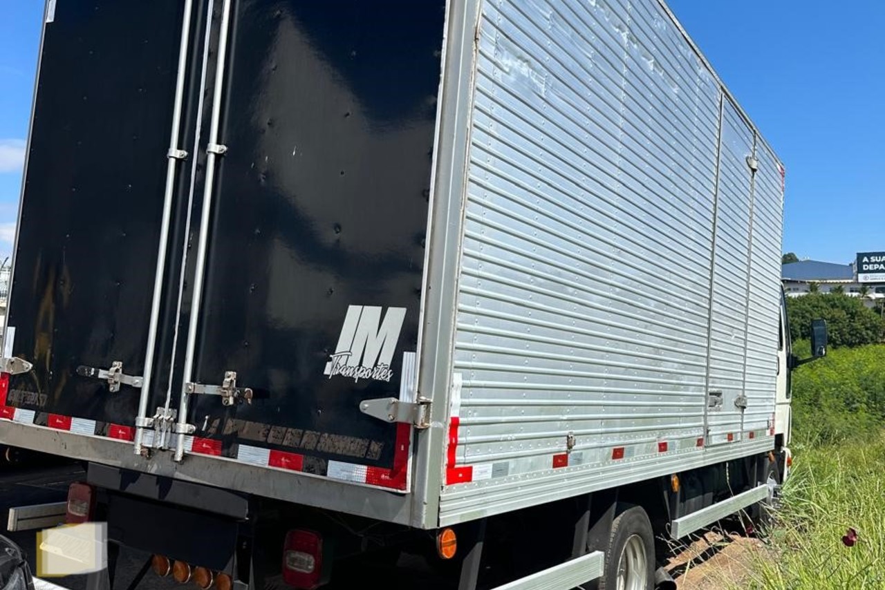 Ford Cargo815 - 08/08 4