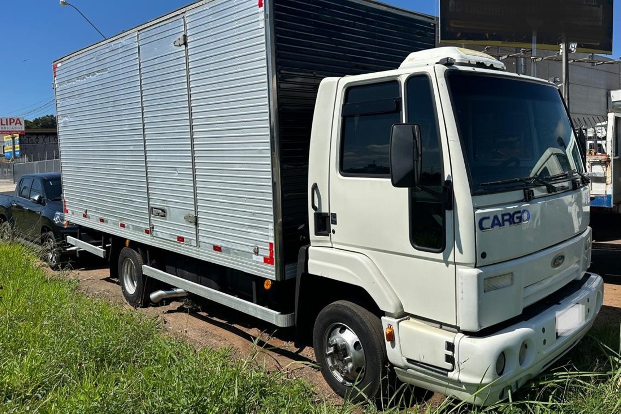 Ford Cargo815 - 08/08 5