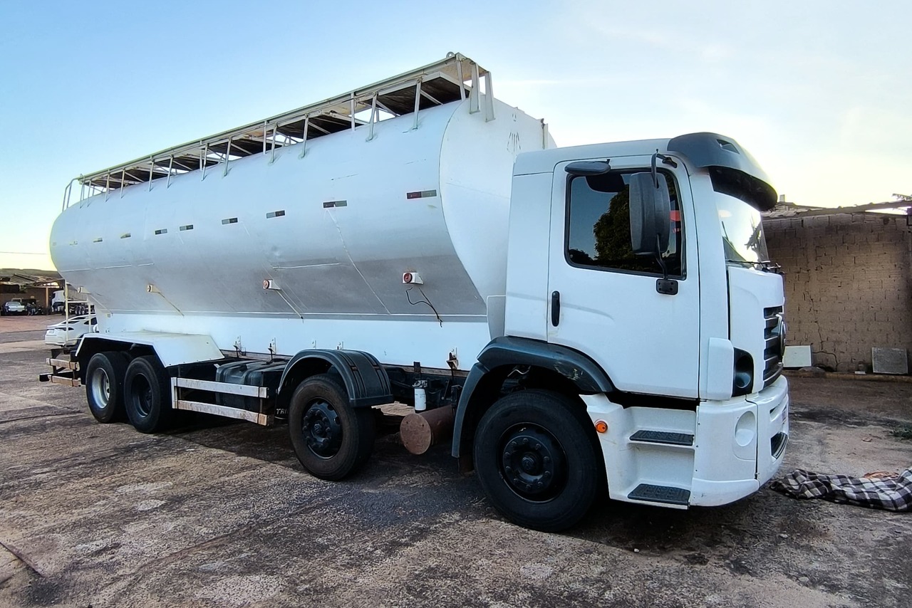 Volkswagen 24-280 E Constellation 6x2 - 18/19 4