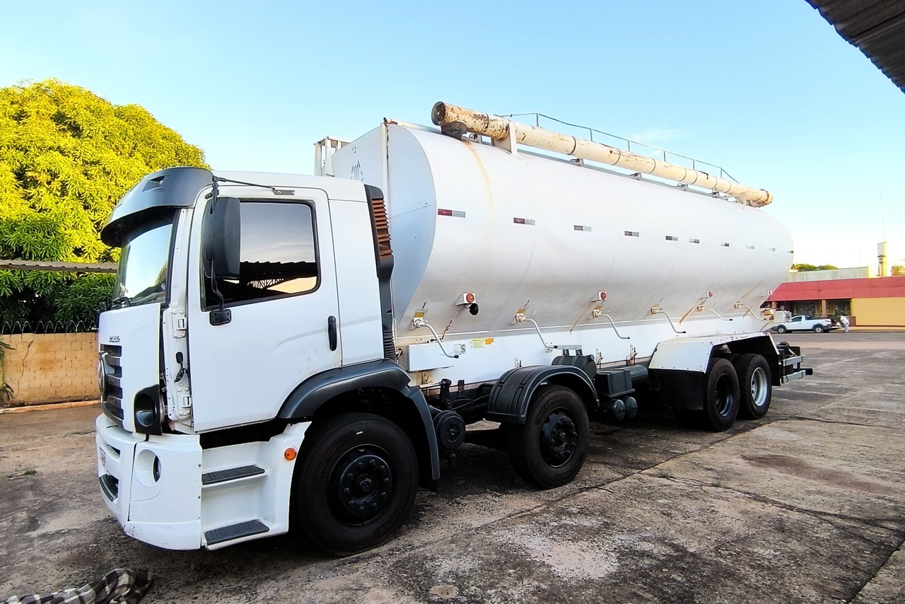 Volkswagen 24-280 E Constellation 6x2 - 18/19 6