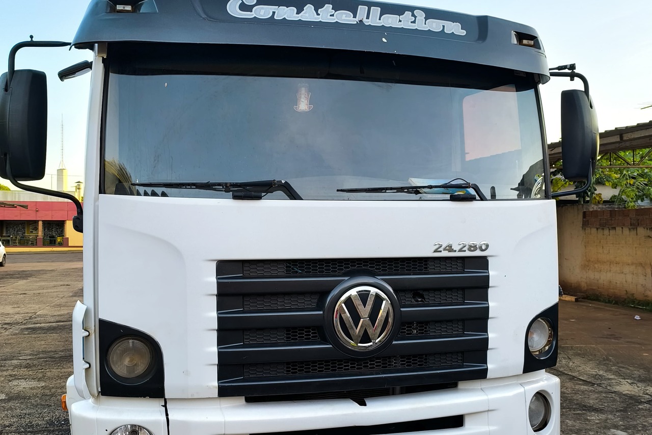 Volkswagen 24-280 E Constellation 6x2 - 18/19 8