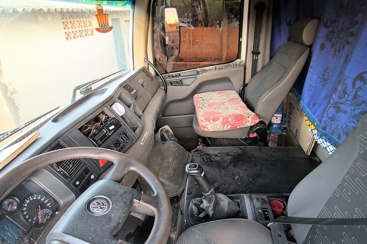 Volkswagen 24-280 E Constellation 8x2 - 18/19 6